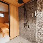 Newly Renovated 2br In Riihivuori Muurame