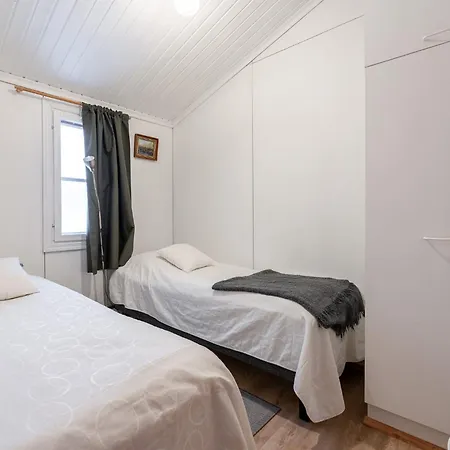 Newly Renovated 2Br Riihivuori Cabin *