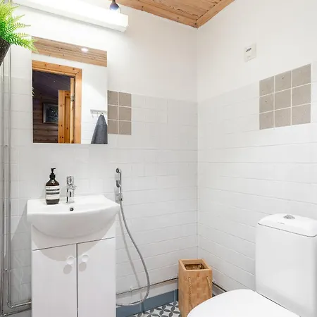 Newly Renovated 2Br Riihivuori Cabin